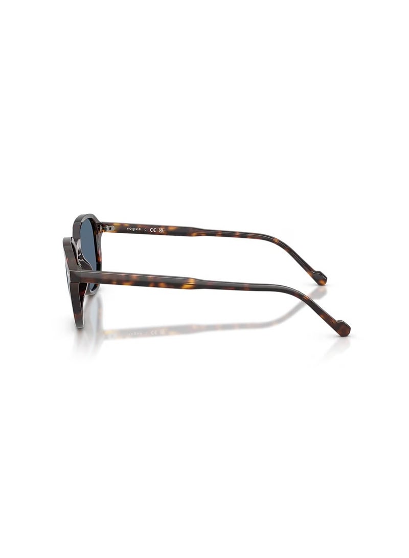 Vogue Irregular-Style Sunglasses - Image 3