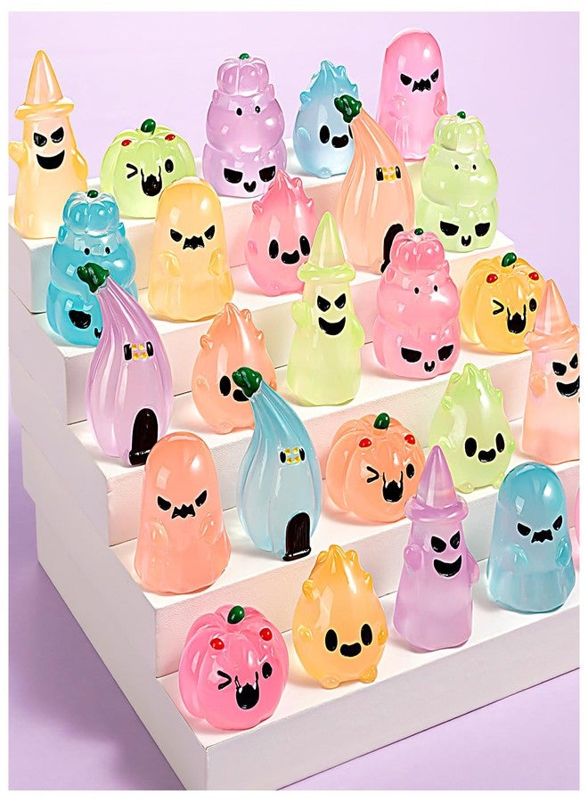 LHSYFBZ 36Pcs Halloween Mini Resin Figures, Glow in Dark Tiny Set, Small Pumpkin Skull Ghost for Party Favors Bag Fillers Garden Dollhouse Decor - Image 1