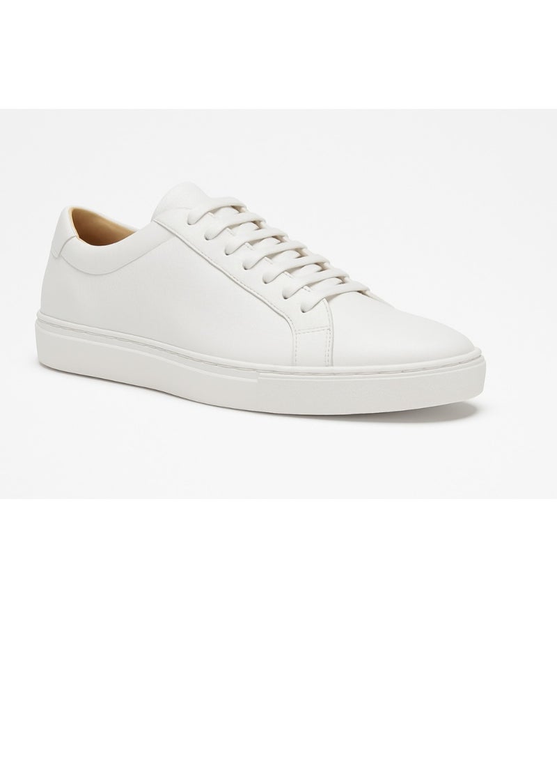 أحذية سنيكرز جلدية رجالية – أبيض | راحة فائقة، طبقة خارجية مقاومة للماء، نعل مطاطي متين من مادة TP | رقم المنتج 1213 WH - Image 1