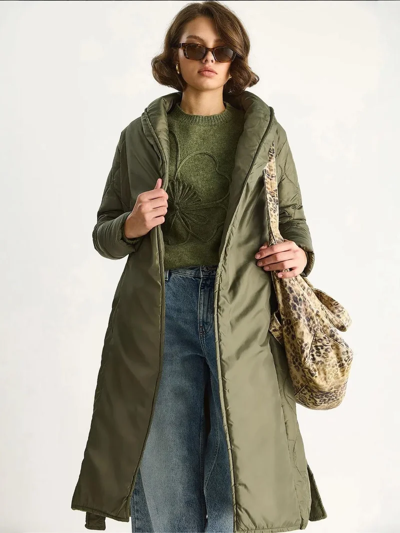 بيانكو لوتشي جاكيت مبطن بياقة شال بنقوش مع حزام ربط