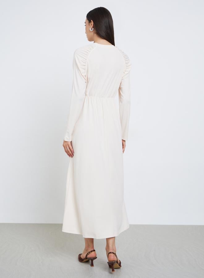 تايك تو فستان ميدي سادة بأكمام ريجلان وياقة دائرية - Image 4