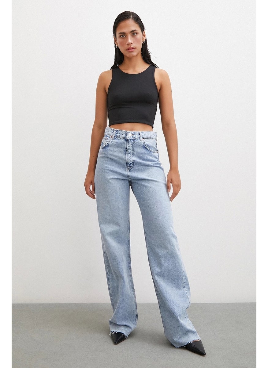 Never More Basic Crop Top Black  - Image 2