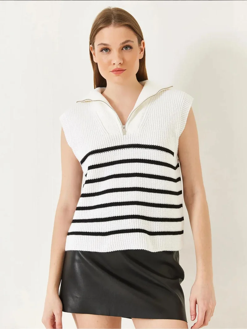 Bianco Lucci LUCCI Striped Knitwear Sweater Vest with Zipper Collar