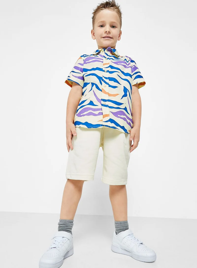 Pinata Printed Shirt & Shorts Set