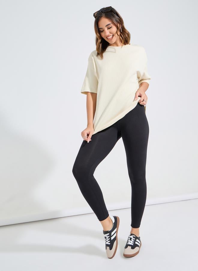 Styli Rib Oversized T-Shirt and Ankle Length Leggings Co-Ords - Image 2