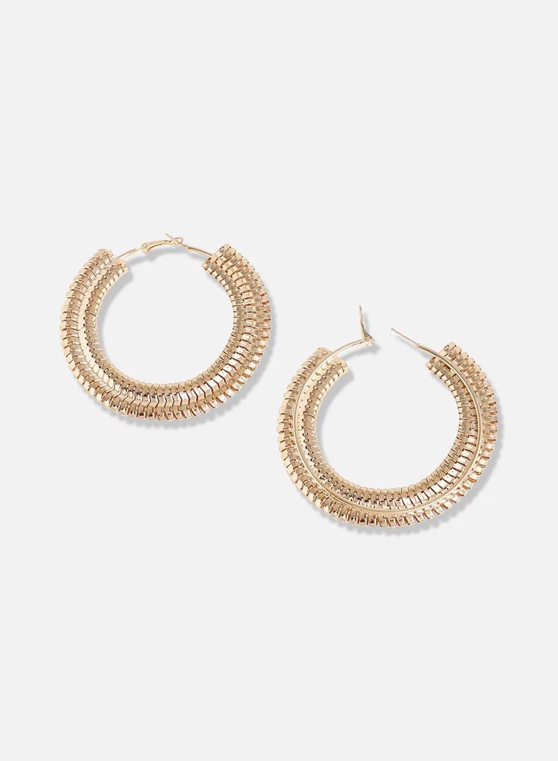 سوهي مطلية بالذهب مصمم عارضة هوب القرط