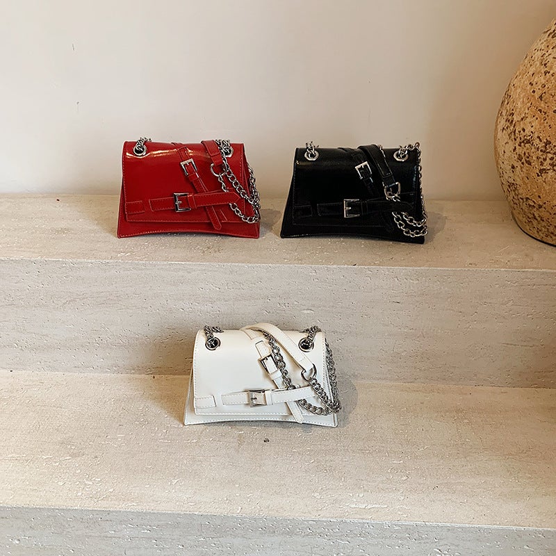 Personalized Simple Motorcycle Small Square Bag Women'S 2025 Spring New Fashion Chain Leather Lock Buckle Niche Single Shoulder Crossbody Bag - Image 5