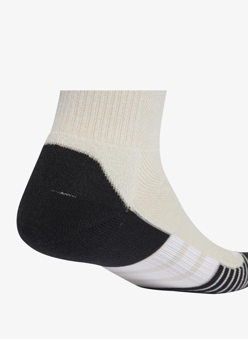 اديداس جوارب رياضية بطول منتصف الساق ومُبطَّنة بتقنية CLIMACOOL من 3 أزواج - Image 4