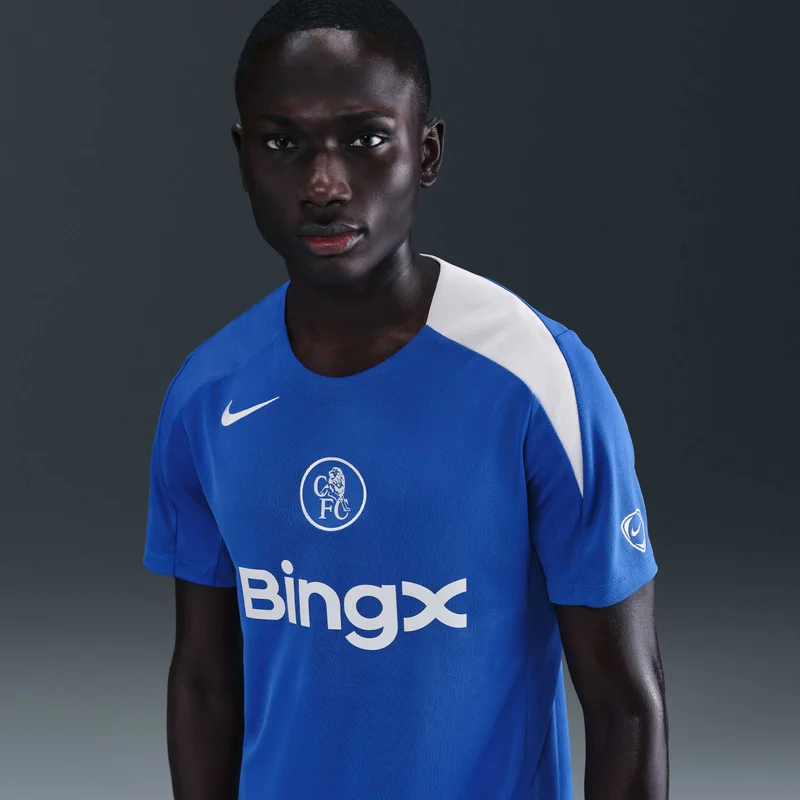 Nike Men's Chelsea Strike Third Total 90 Football Top