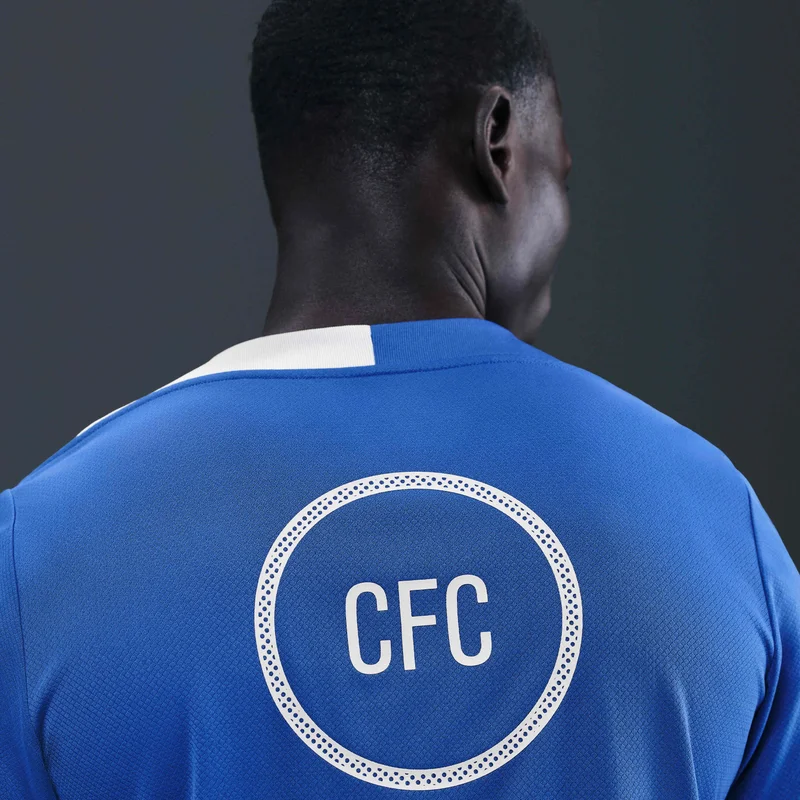 Nike Men's Chelsea Strike Third Total 90 Football Top
