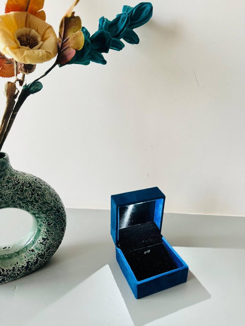 DOOR STEP SHOPPING Jewllery Sued Velvet Pendent Box (Blue) - Image 3