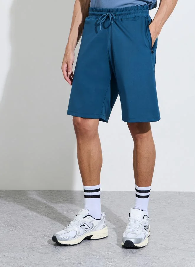 Navy Blue Solid Regular Fit Zip Pocket Active Shorts