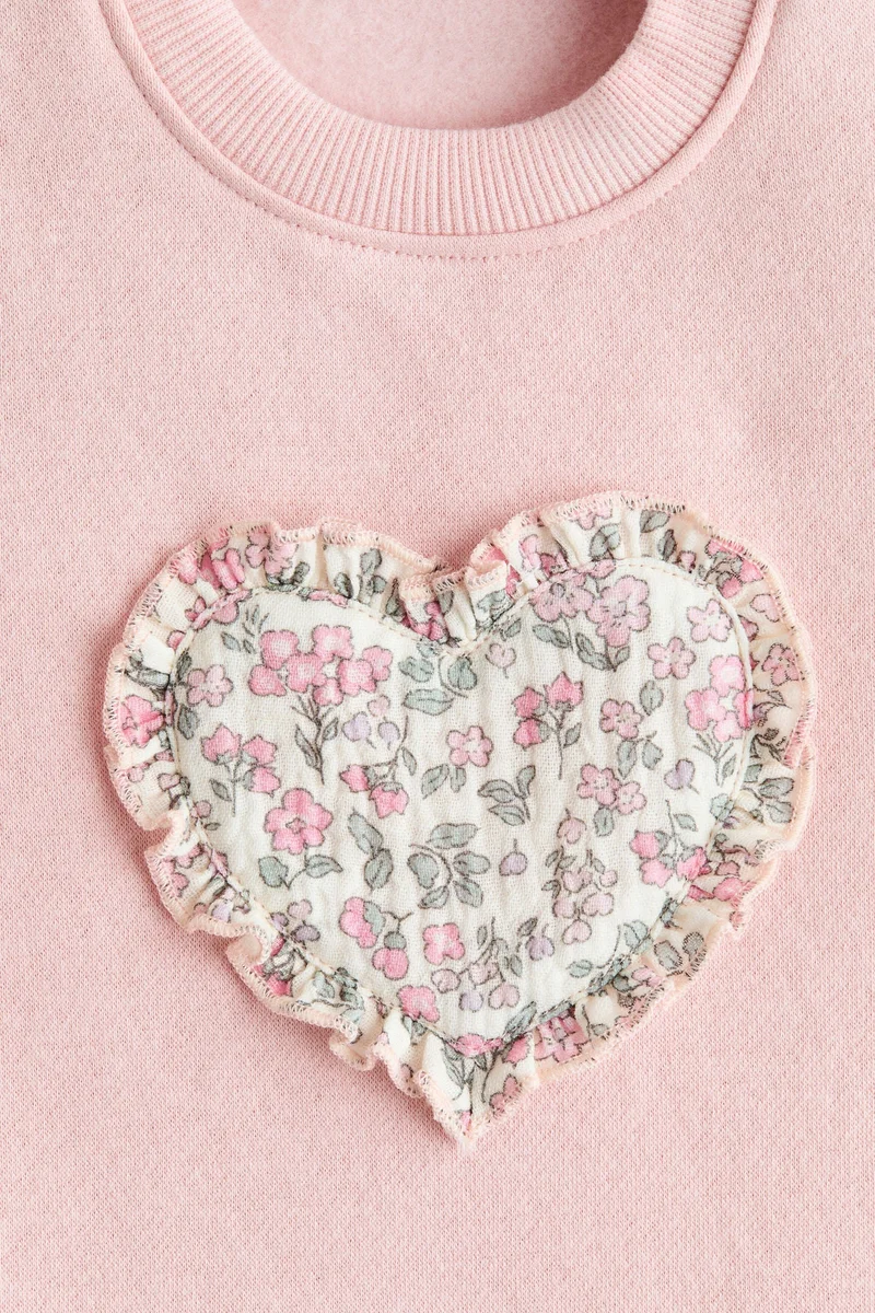 H&M Appliquéd sweatshirt dress