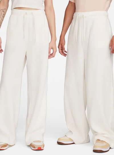 Nike Essential Joggers