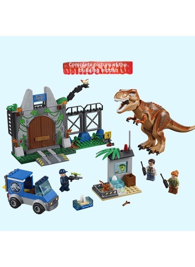 Generic - Jurassic Dinosaur World Tyrannosaurus Rex Escape Boy Assembled Building Blocks Toy-Color:Tyrannosaurus Rex Transport Truck 638 Particles - Image 1