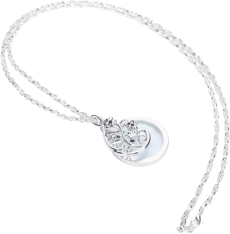 woobles Magnifying Glass, 4.5X Necklace Magnifying Glass Metal Portable Magnifier Chain Pendant Elegant and Stylish Appearance Simple Design Beautiful and Practical for Reading(Silver) - Image 2