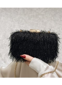 Minimalist And Fashionable Dinner Bag