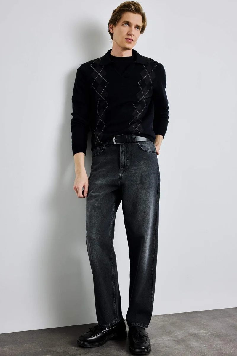 ديفاكتو Standard Fit Crew Neck Diamond Pattern Knit Pullover