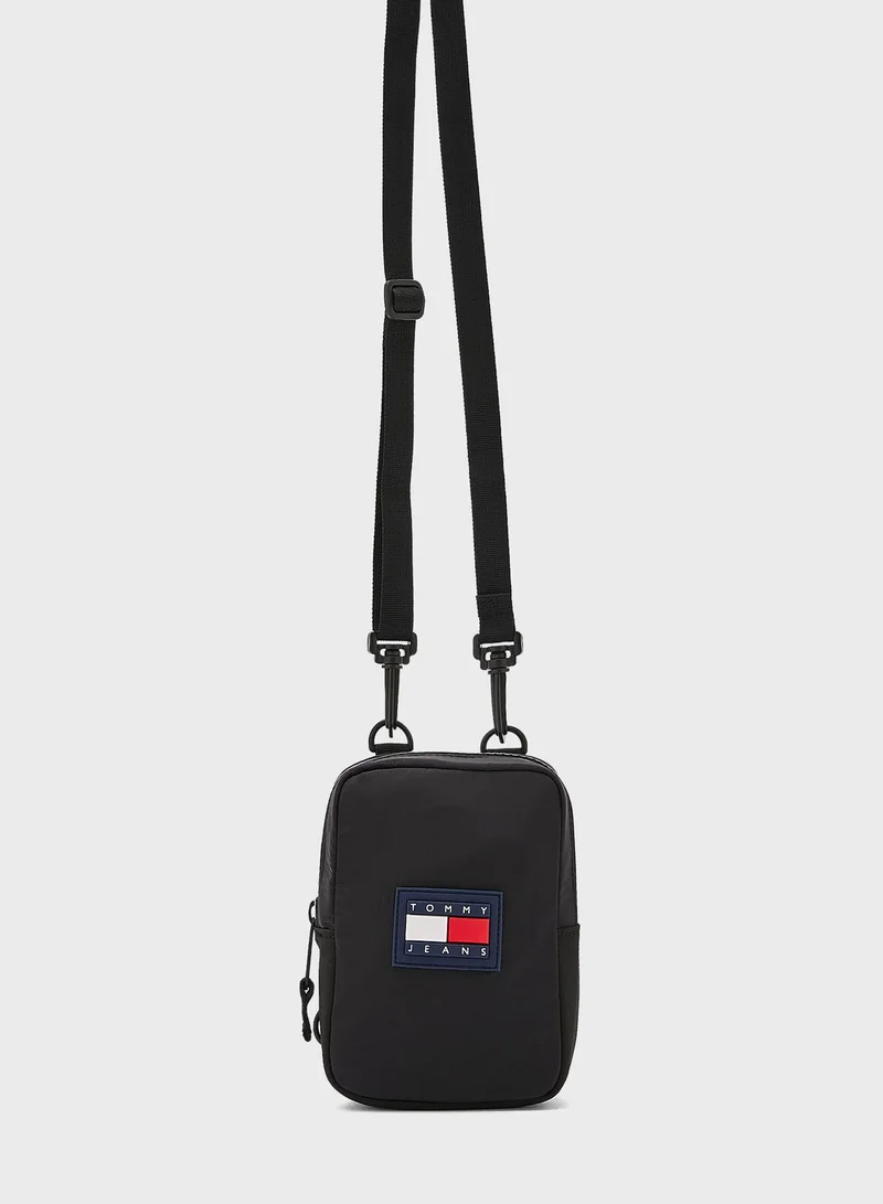 TOMMY JEANS Narrow Strap Messenger Bag