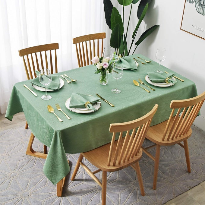 JACQUARD CLOTH NAPKINS 20 X 20 INCH SWIRL PATTERN SOFT COMFORTABLE AND LUXURY SERVIETTE FOR FAMILY DINNERS WEDDINGS PARTIES AND BANQUETS SET OF 4 PIECES SAGE GREEN