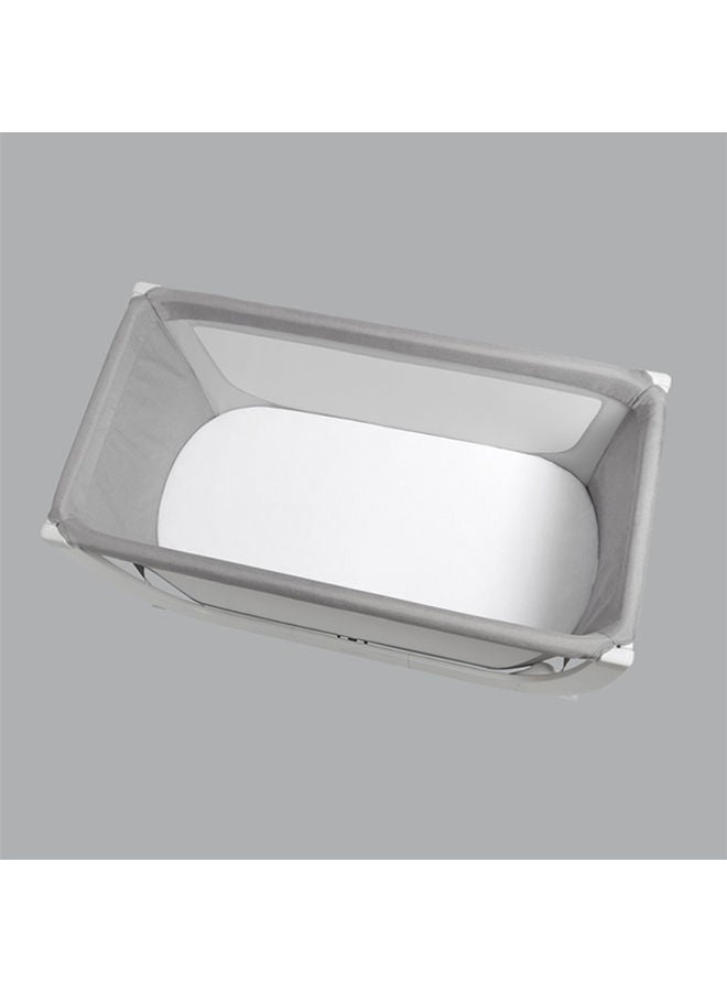 Shnuggle عبوة من 2 ملاءة قطنية ناعمة وقابلة للتنفس 100% لمرتبة سرير الأطفال - بيضاء 120x60 سم - Image 2