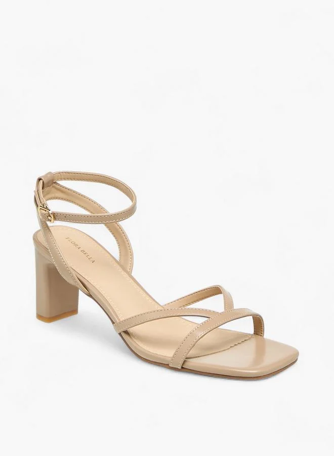 فلورا بيلا من شو إكسبرس صنادل نسائية بكعب عريض وحزام للكاحل وإبزيم