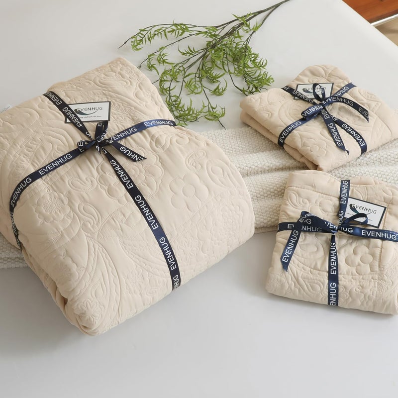 EVENHUG Oversized King Quilt California King Size Lightweight Bedding Set Reversible Bedspread Coverlets for All Seasons 3 Piece (Beige 120"x120") - Image 4