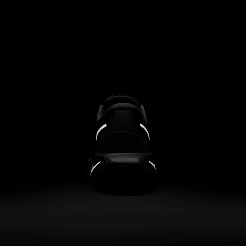 نايكي حذاء المشي موتيفا جور-تكس مقاوم للماء للنساء