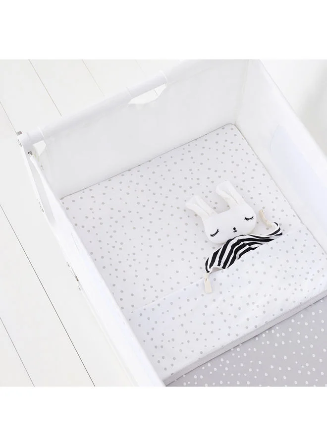 Snuz Pack of 2 Crib Fitted Sheets, Design Ed To Fit Pod Bedside Cribs, 100% Cotton, Infant And Baby, Pattern Grey Spot, Fitted Sheet Size - 44 X 80Cm