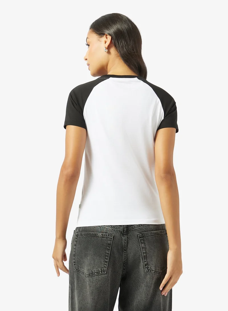 Guess  Graphic Crew Neck T-Shirt for Women | Best Price UAE