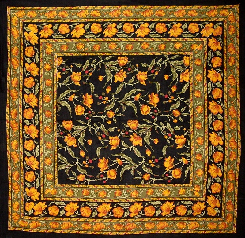 مفرش طاولة قطن مربع مزخرف بالزهور الفرنسية من الهند 60 x 60 أمبر على الأسود