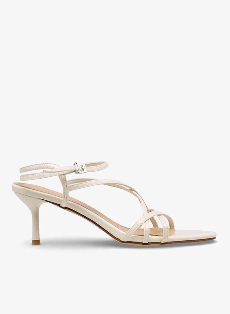 فلورا بيلا من شو إكسبرس صنادل نسائية بحزام وإبزيم - Image 1