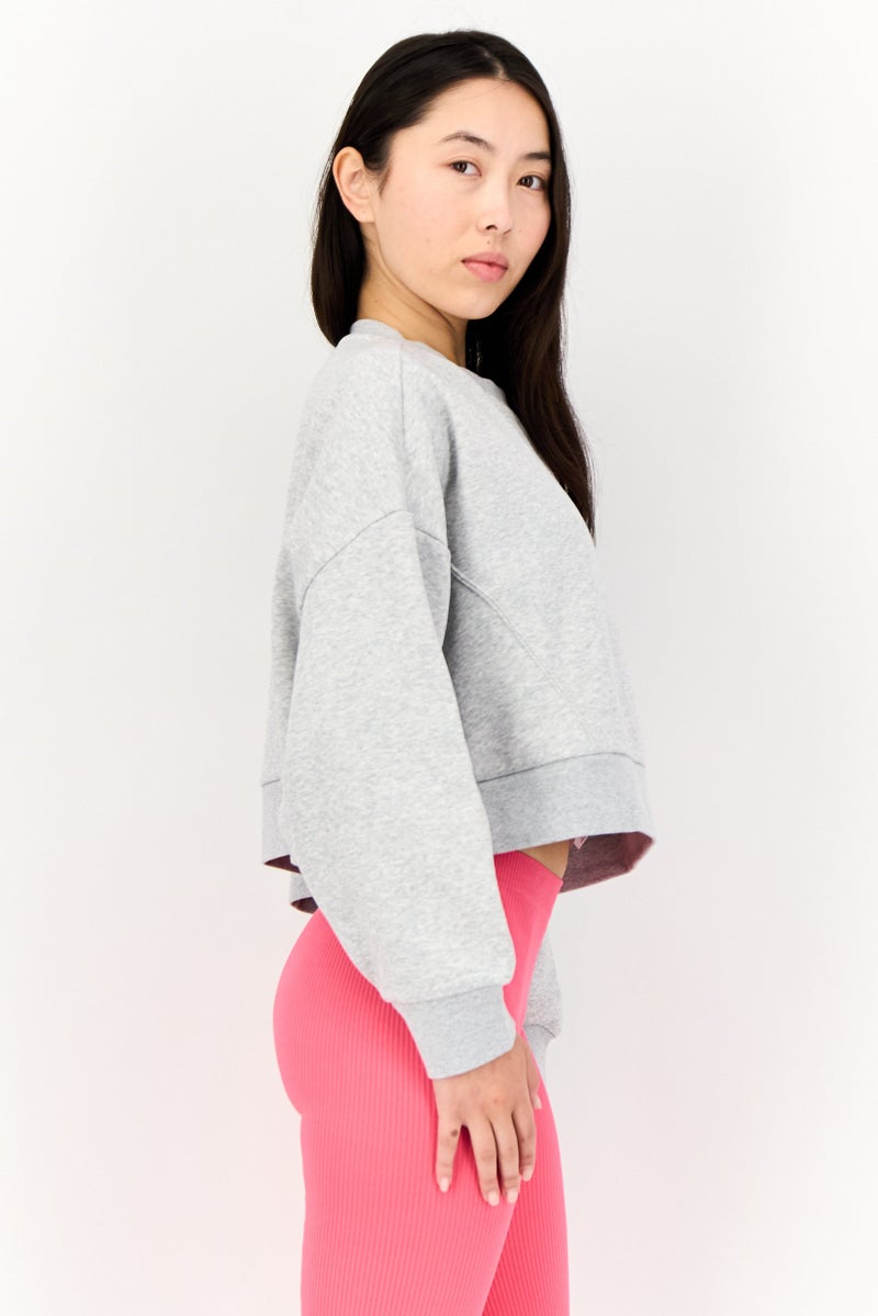 PUMA بلوزة رياضية للنساء بأكمام طويلة، رمادي فاتح - Image 2