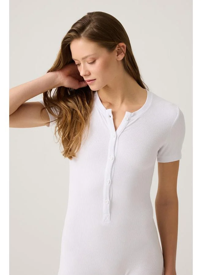 Los Ojos White Ribbed Short Sleeve Short Romper.
