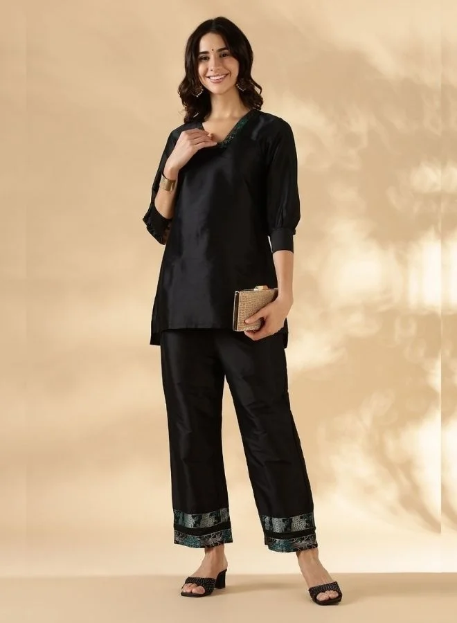 أبهشتي High-low kurta with broad straight pants with brocade details