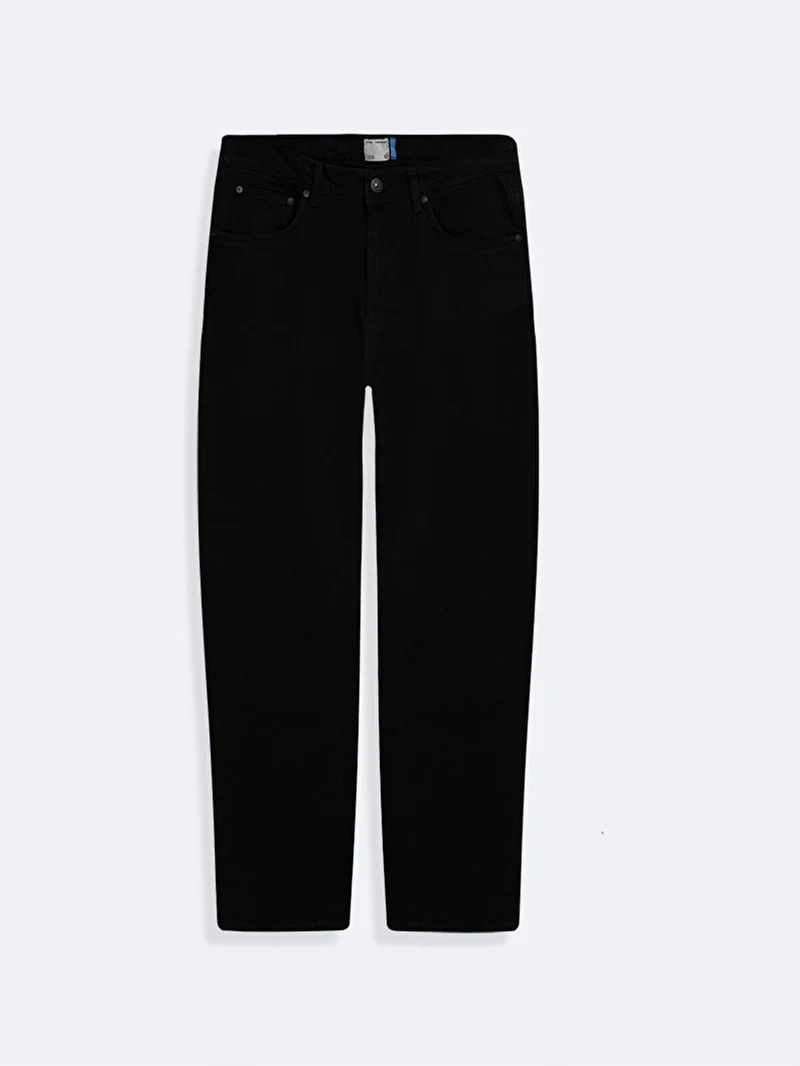 Lioren Straight Leg Mid Waist Jeans