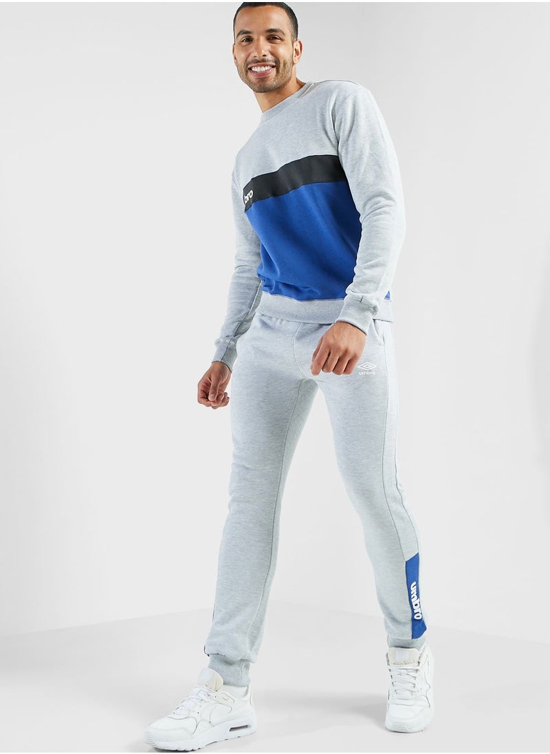 umbro - Essential Sweatpants - Image 1