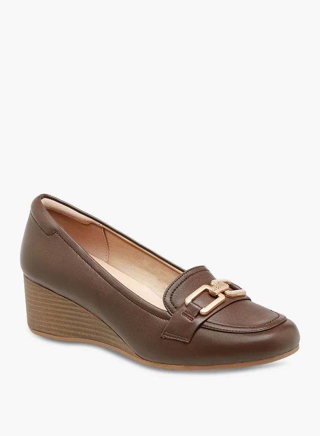 لو كونفورت Metal Accent Slip-On Loafers with Wedge Heel