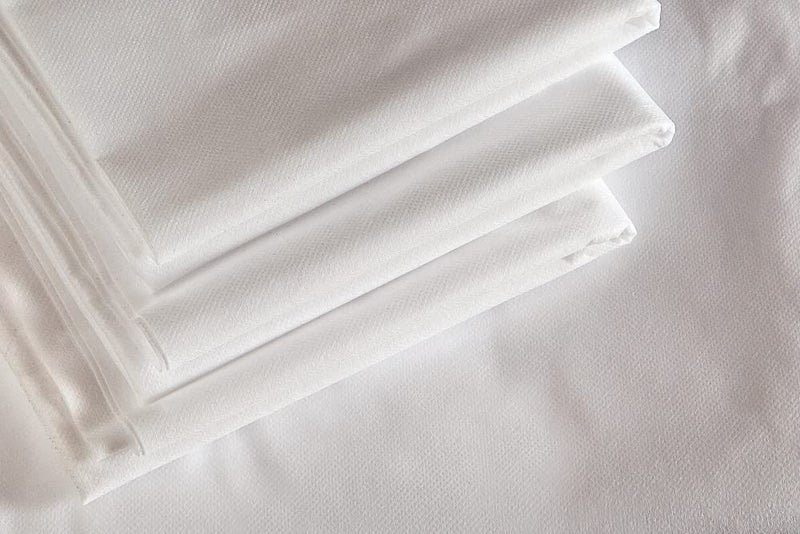 M's Solutions & Enterprises Disposable Bedsheets/Bed Cover White for Hospital, Traveling, Trains, Spa, Massage Rooms, 25 GSM, 32 X 72 Inches Pack of 100 Pieces - Image 2