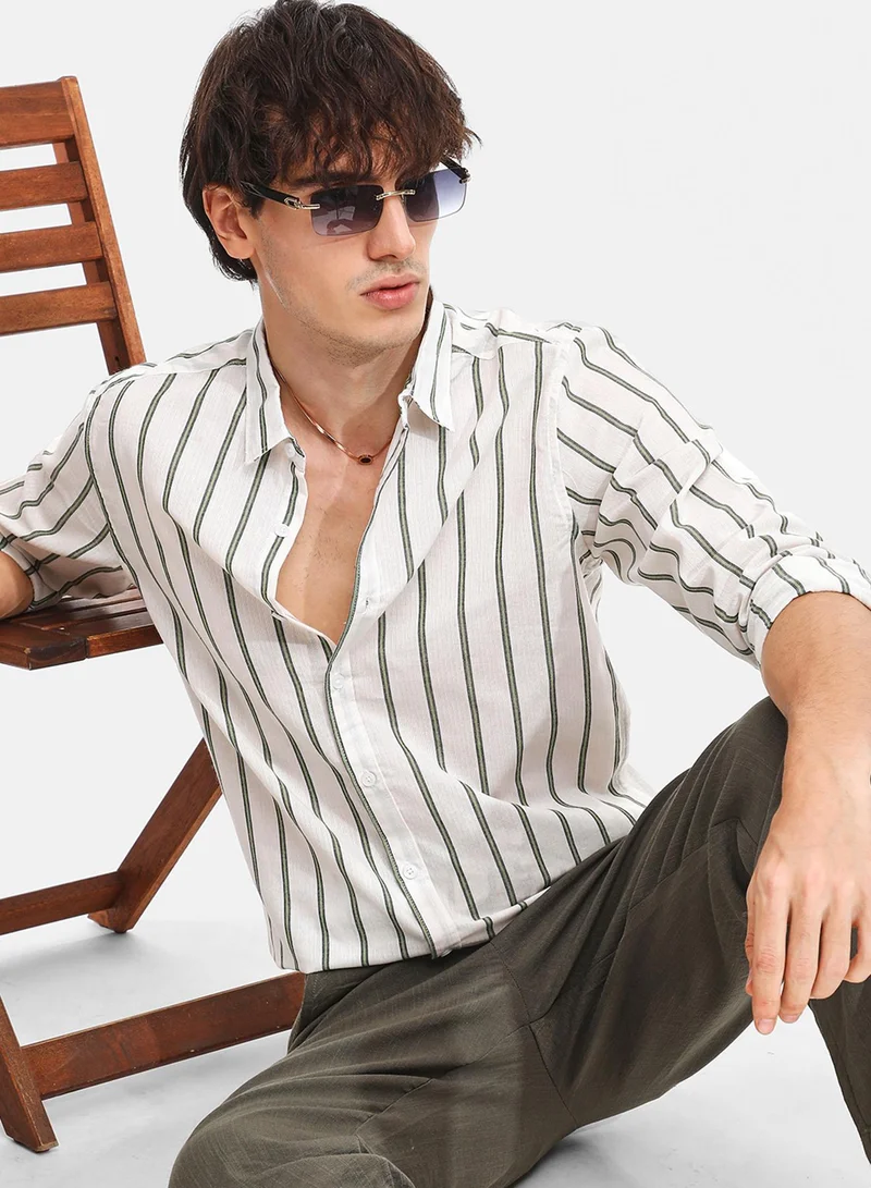 Campus Sutra Men's Saltbox Beige & Sage Green Lined Halo-Striped Shirt