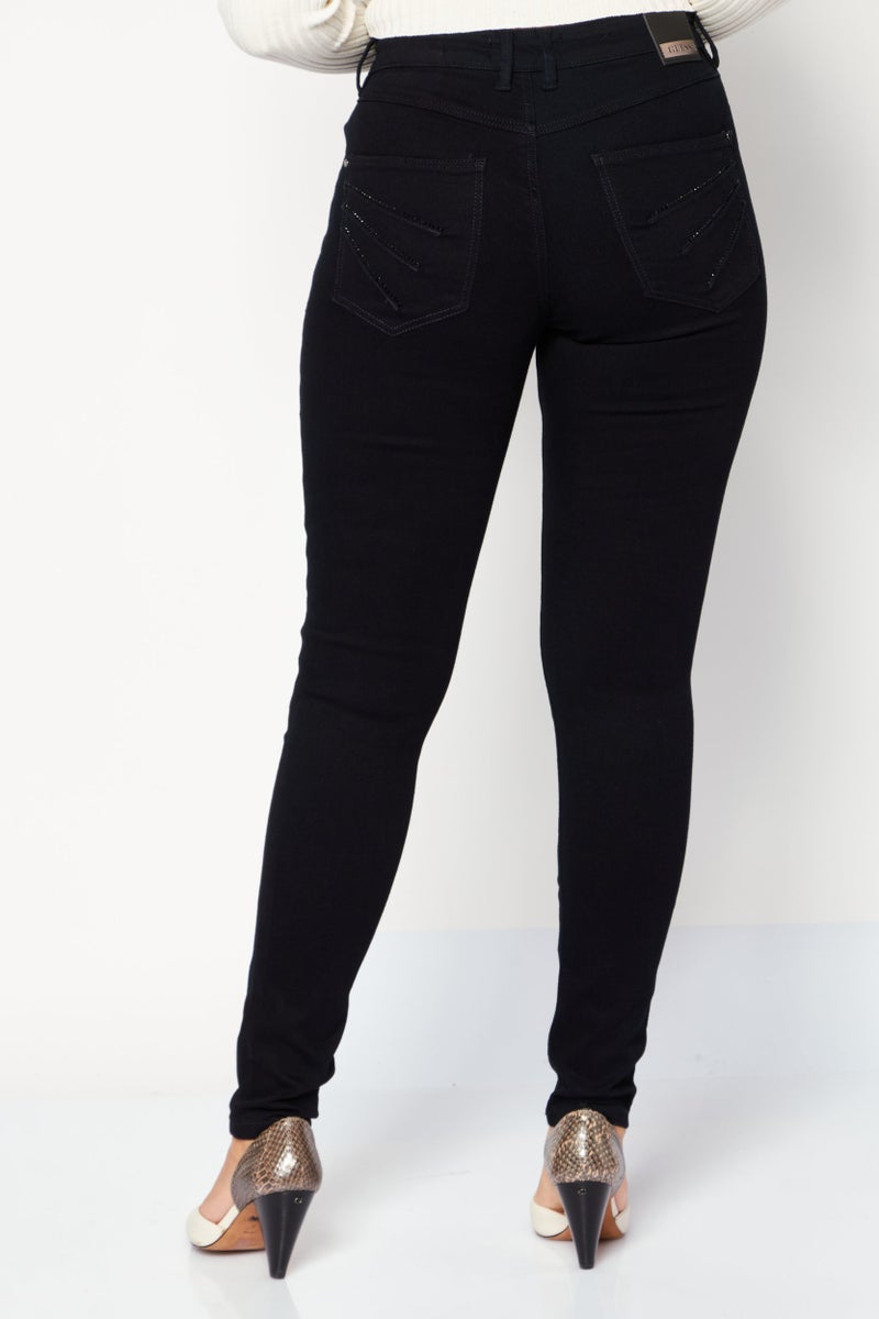 GUESS جينز ضيق للنساء، أسود - Image 4