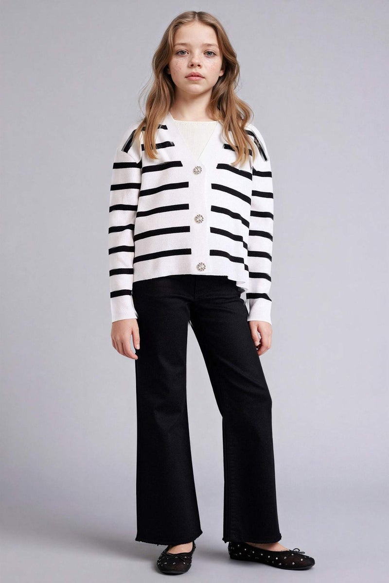 DeFacto Girl Regular Fit V-Neck Cardigan - Image 2