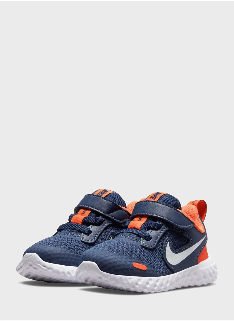 Nike Infant Revolution 5