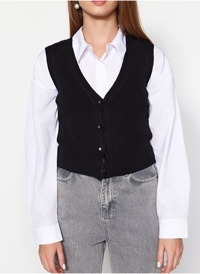 trendyol - Black Premium Yarn / Special Yarn V-Neck Knitwear Sweater TWOAW24SV00049 - Image 1