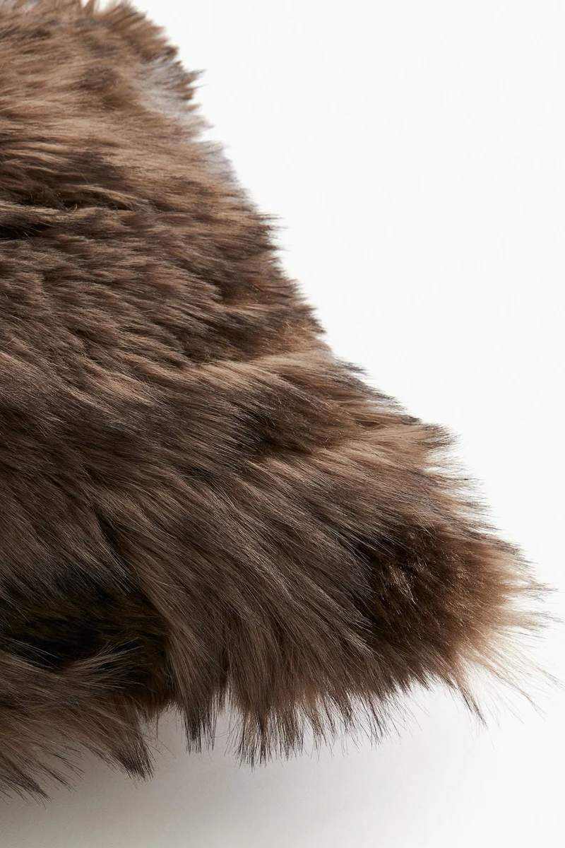 اتش اند ام Fluffy Cushion Cover