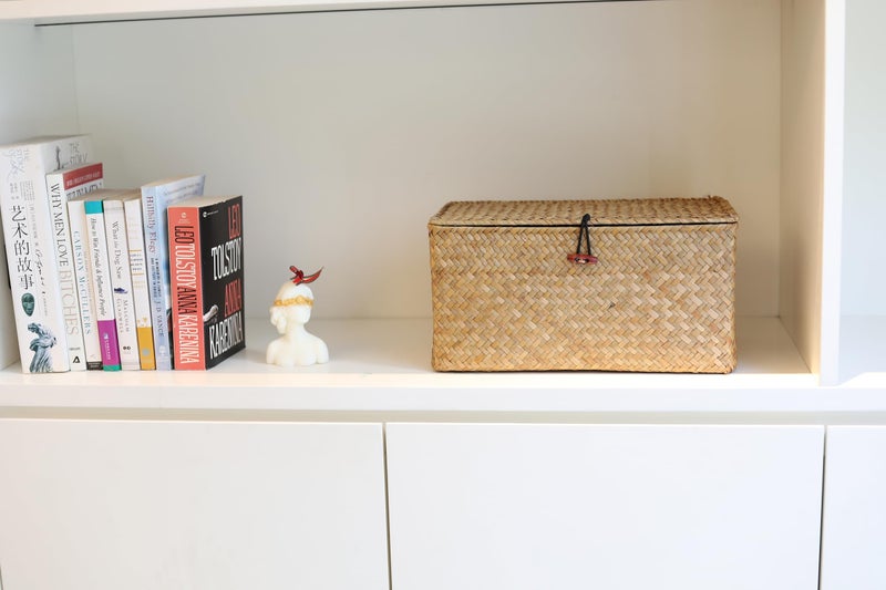 DOKOT Rectangular Handwoven Seagrass Storage Basket with Lid for Shelves and Home Organizer Bin, (M (12"x7"x6"H), Brown) - Image 1