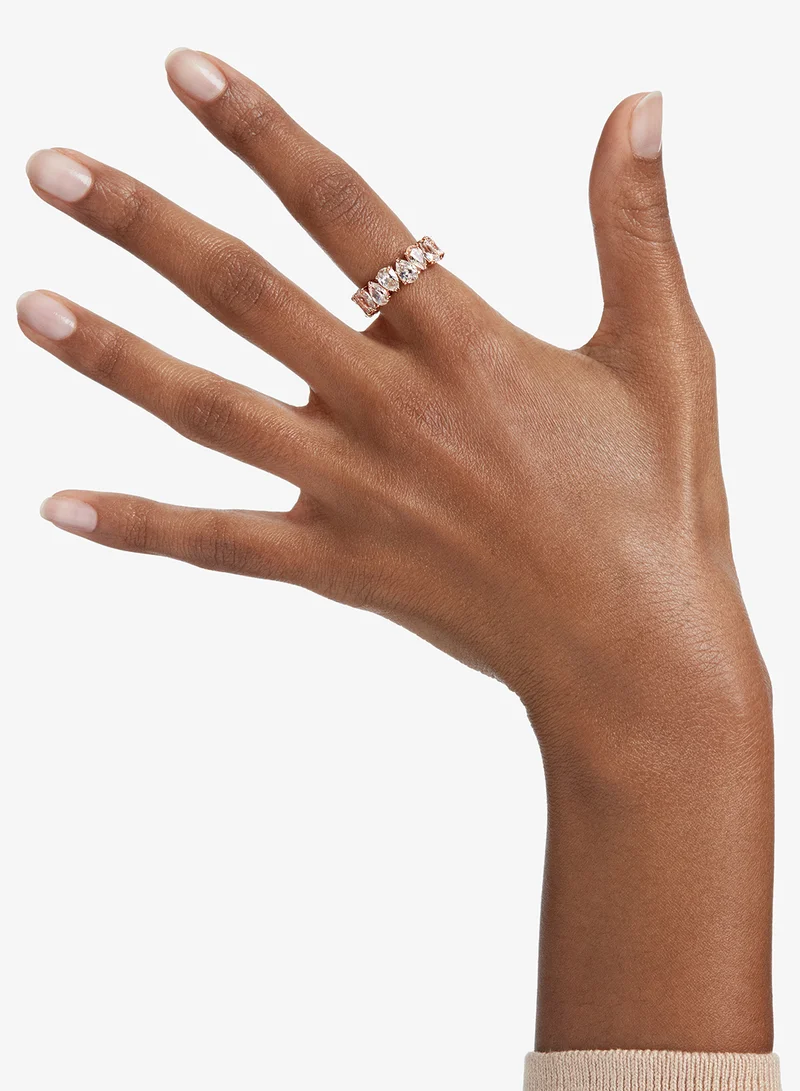 سواروفسكي خاتم فيتوري بتصميم الكمثرى من ماتريكس