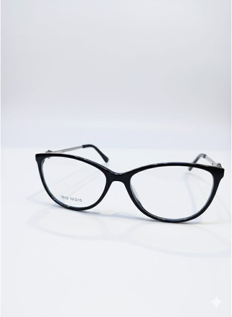 Cateye style eyewear frames for ladies in black and chrome color