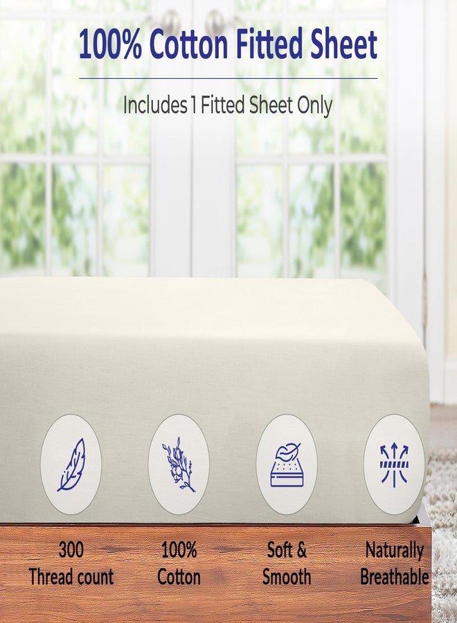 ROYALE LINENS ملاءة سرير رويال لينينز، 300 خيط، قطن ممشط طويل التيلة 100%، مقاس كوين - ملاءة سفلية فائقة النعومة بجيب عميق - ملاءات مثبتة فقط - ملاءات مطاطية (كوين، كريمي) - Image 3