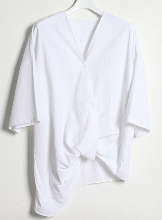 Men's V-neck loose white short-sleeved shirt  - Image 1